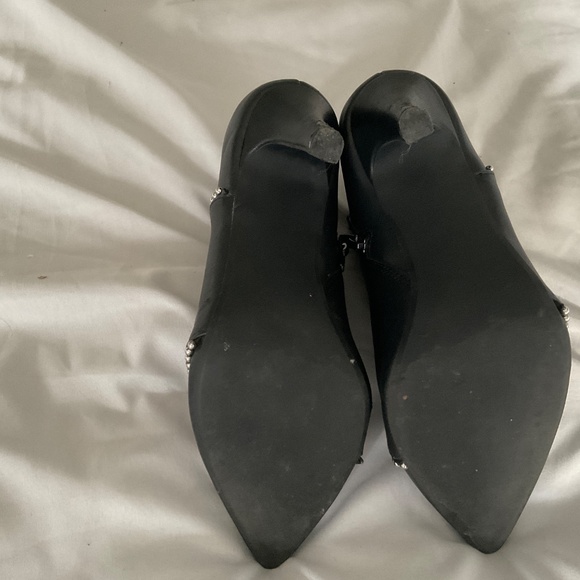 APT 9 black high heeled boots - Picture 4 of 6